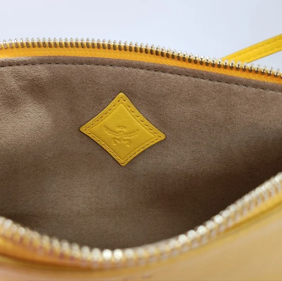 MCM San Marcos Liz Shopper Yellow Leather Pochette - Picture 7 of 12